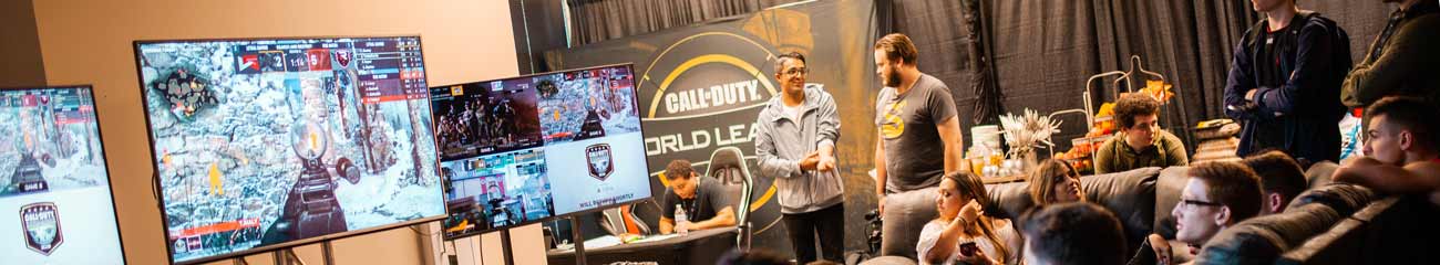 Sommer-, Kreativ-Camps und Spielhäuser