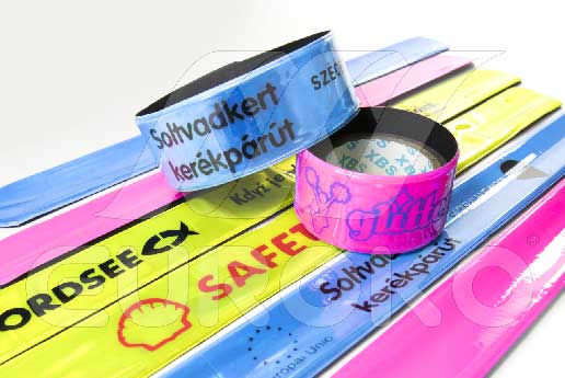 Reflektierende Schnappbänder