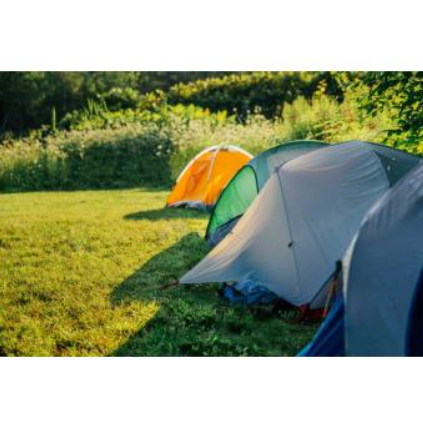 Sommer-, Kreativ-Camps und Spielhäuser