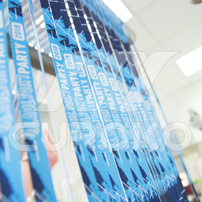 Produzione interna con controlli di qualità rigorosi su ogni pezzo.