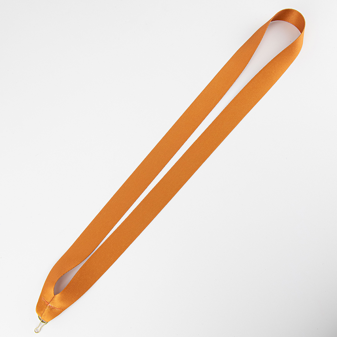 Disponibile in oro, argento e bronzo per ogni posizione sul podio.