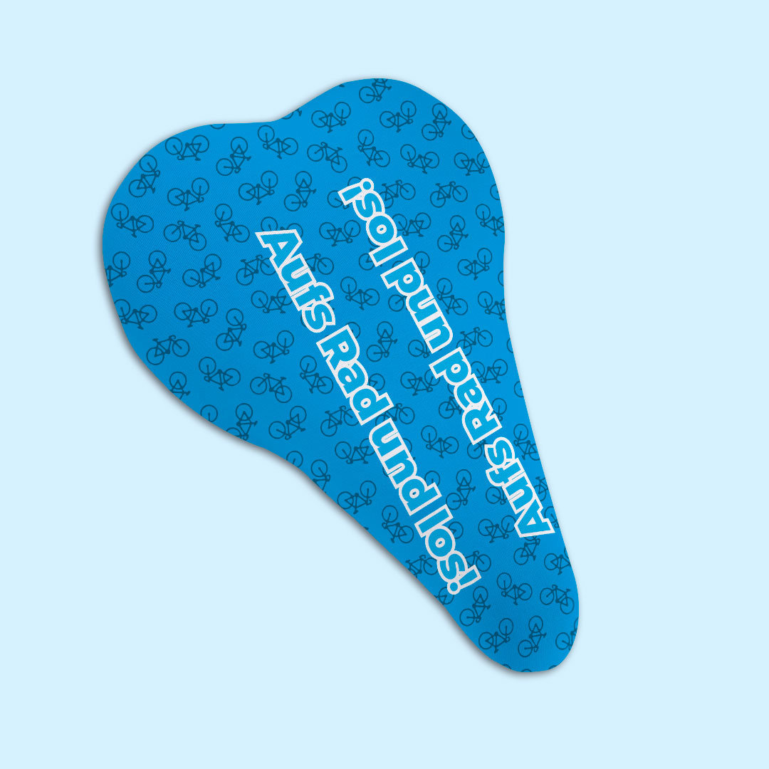 Gestalten Sie Ihren Sattelüberzug individuell mit Logo und Design.