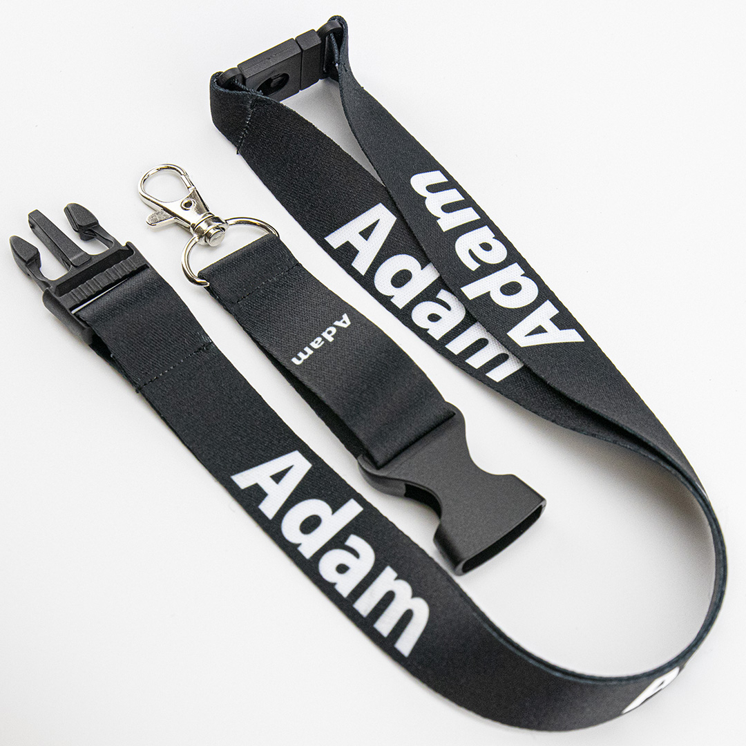 Sicherheitsverschluss und abnehmbarer Karabiner für maximale Sicherheit.