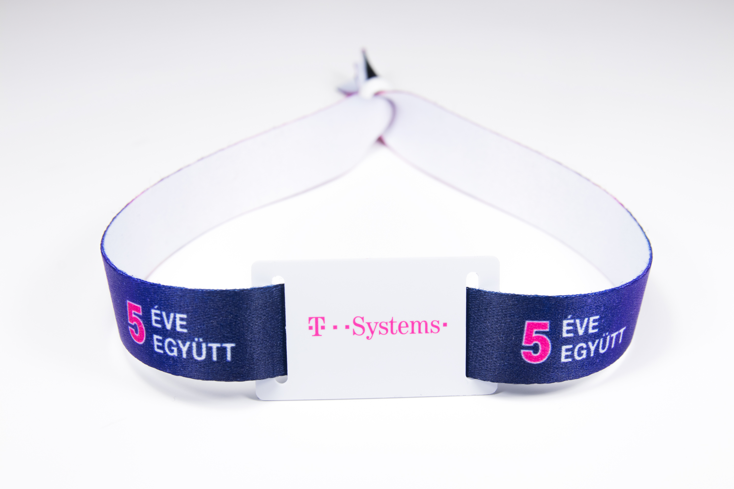 Personalizzazione completa con stampa a colori del vostro brand.