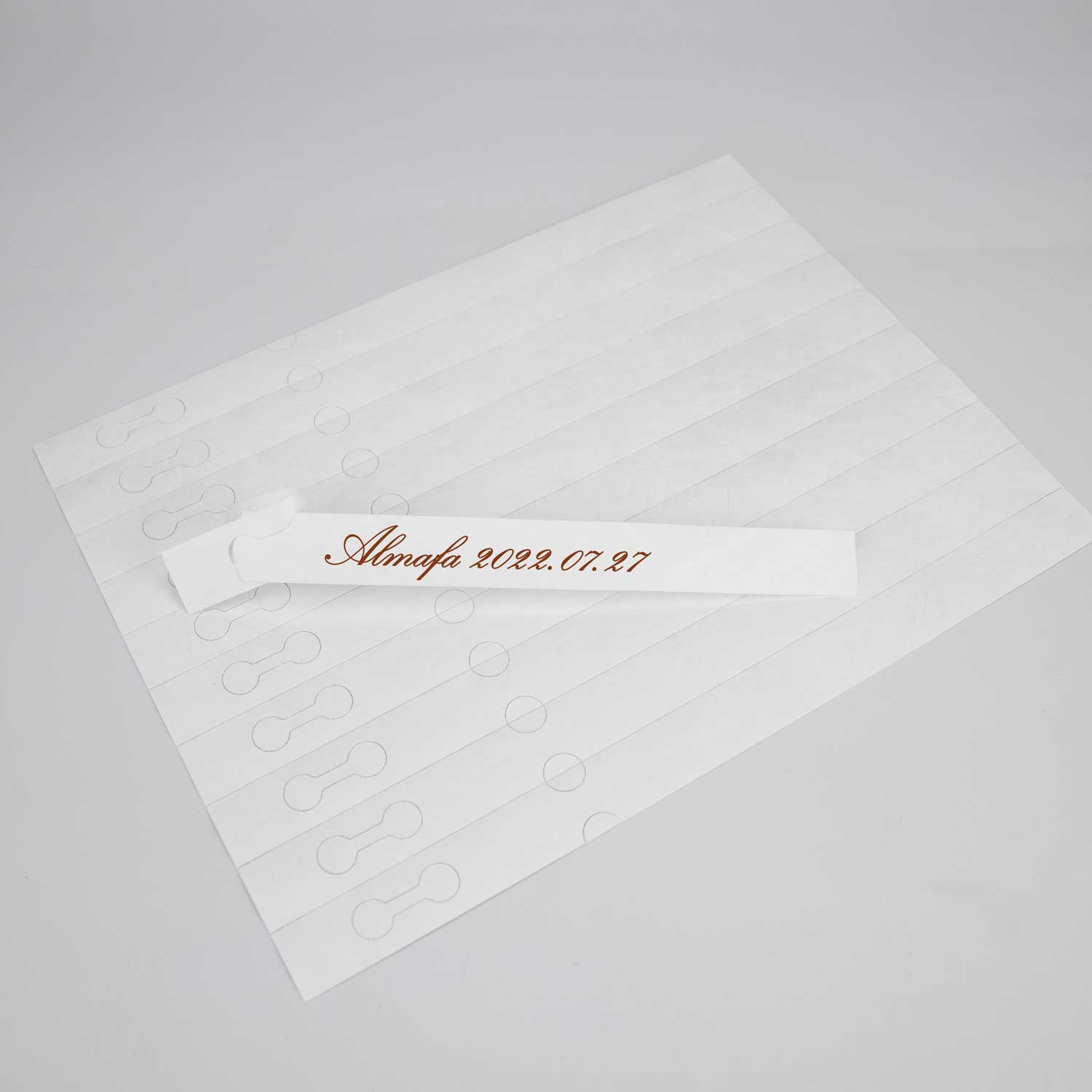 Beschriftbare Etiketten für effiziente Farbcodierung.