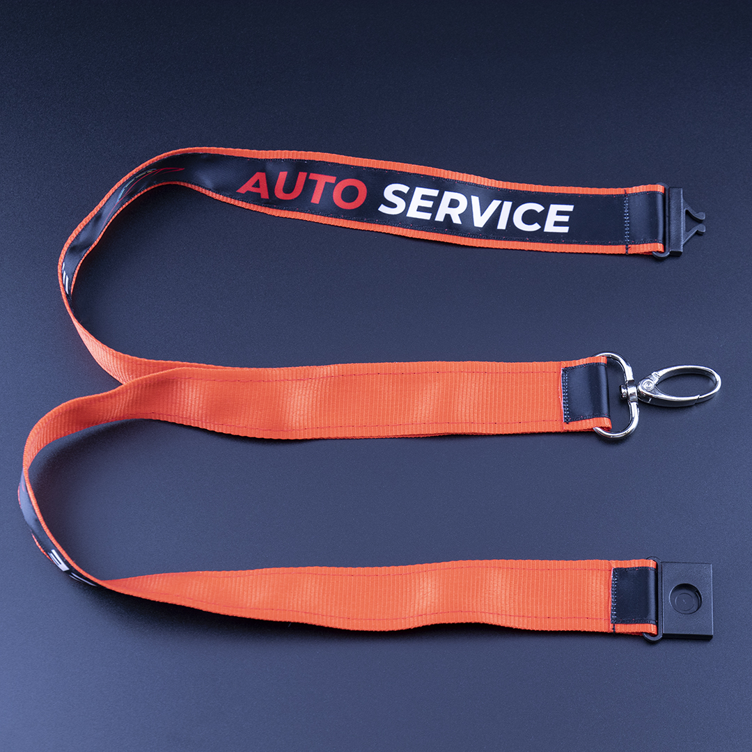 Costruzione a doppio strato premium con finitura satinata professionale.