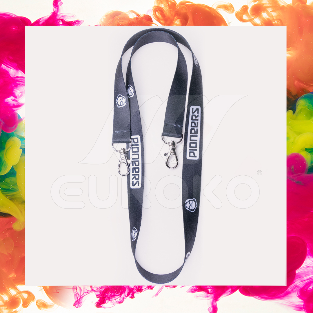 Qualità professionale in poliestere durevole per uso quotidiano.