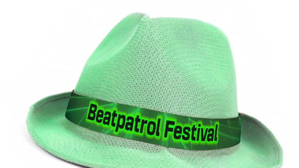 Trasforma ogni cappello in un efficace strumento promozionale mobile.