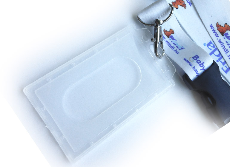 Kompatibel mit allen Lanyards und Clips für vielseitige Nutzung.