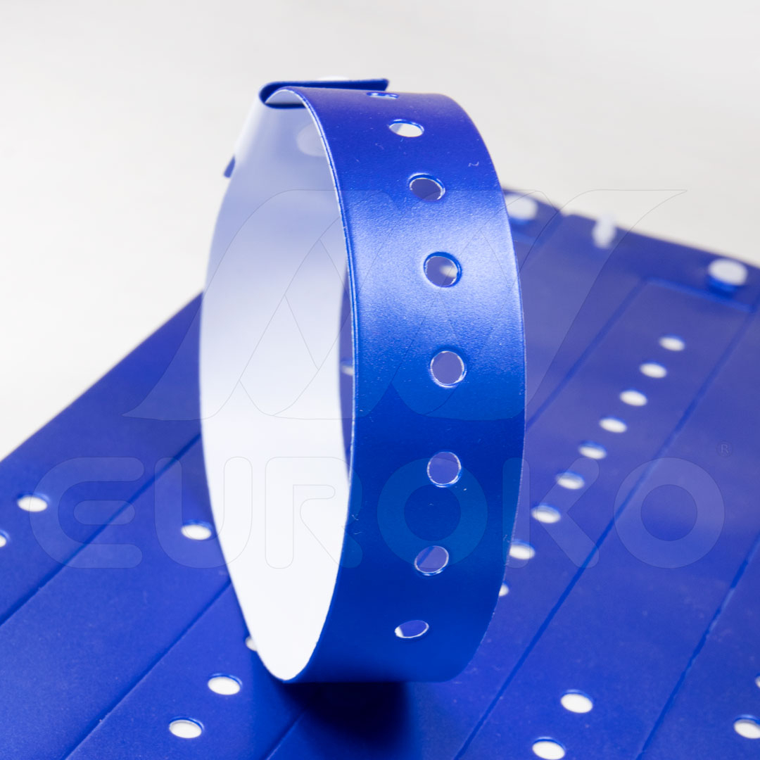 Costruzione in vinile a 3 strati resistente e confortevole.