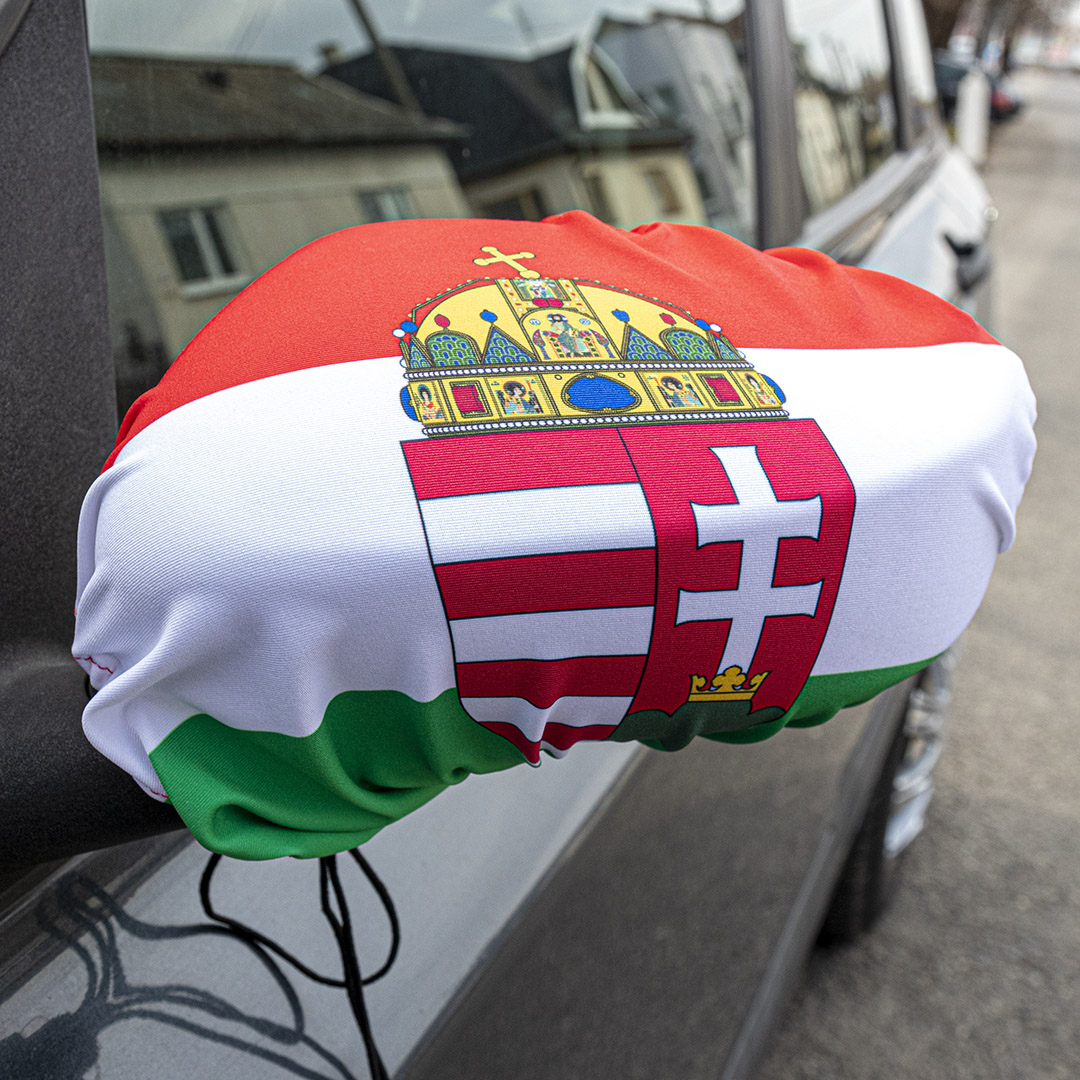 Installazione rapida in pochi secondi, senza attrezzi necessari.