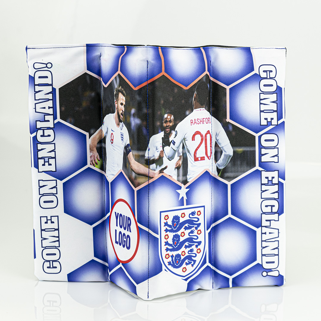 Design pieghevole compatto: portalo ovunque con facilità.