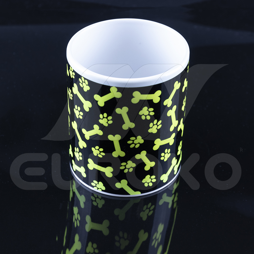 Stampe sublimate vivaci e durature con colori illimitati per la tua tazza.