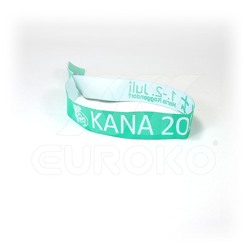 Tessuto in poliestere intrecciato resistente e impermeabile per eventi.