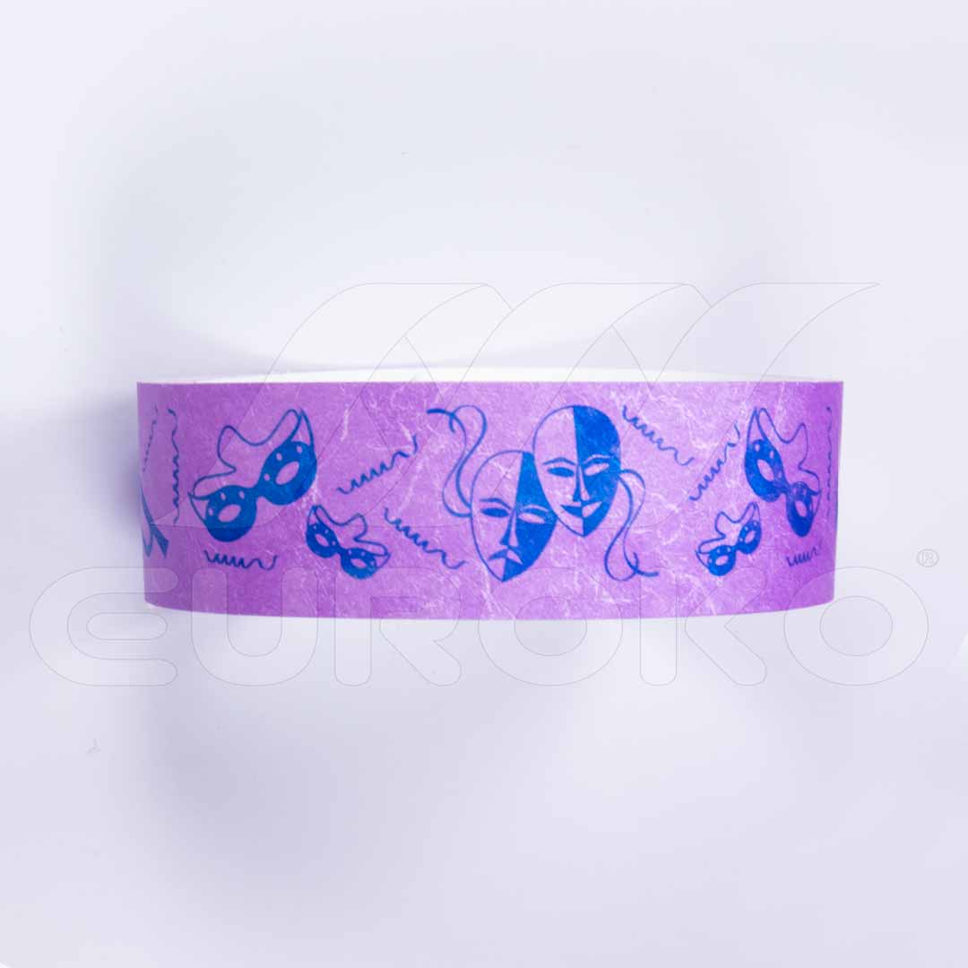 Scopri la qualità del materiale Tyvek resistente e impermeabile.