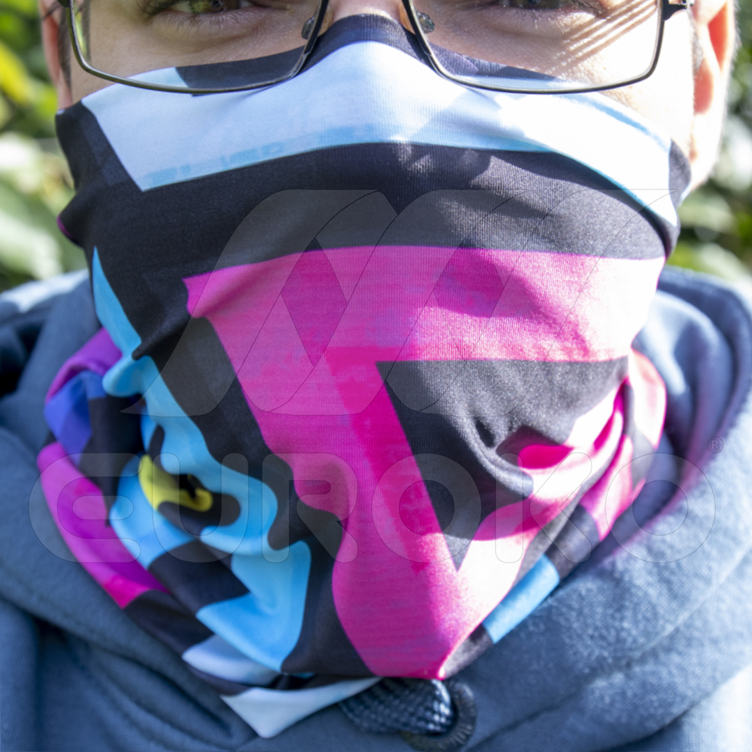 Protezione completa da vento, freddo e polvere per ogni attività.